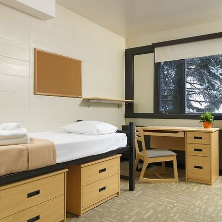 University Of Calgary - Seasonal Residence المظهر الخارجي الصورة